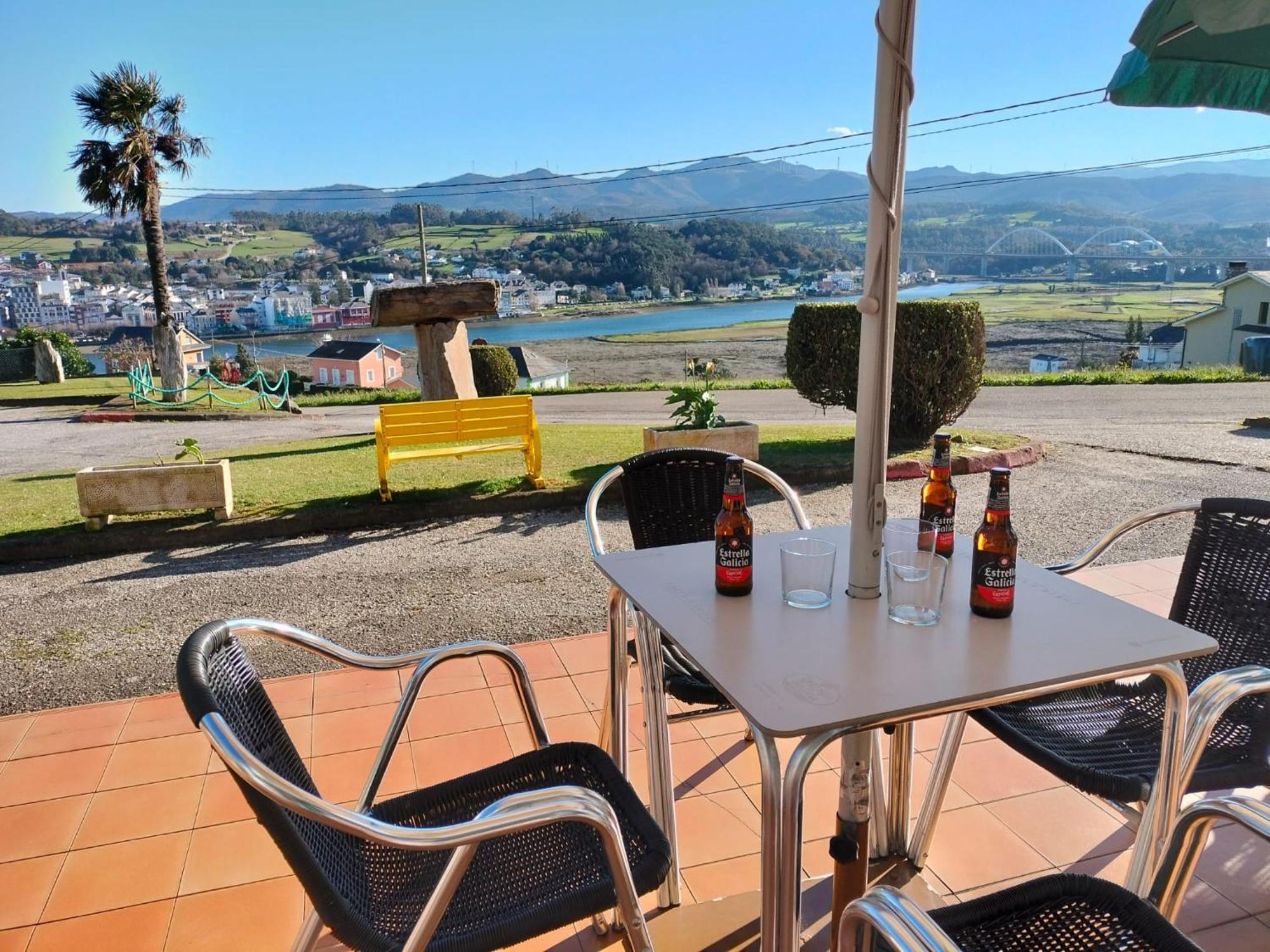 Hotel Capellan Navia Exterior photo