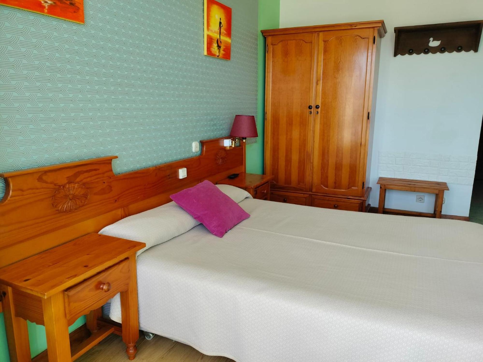 Hotel Capellan Navia Exterior photo